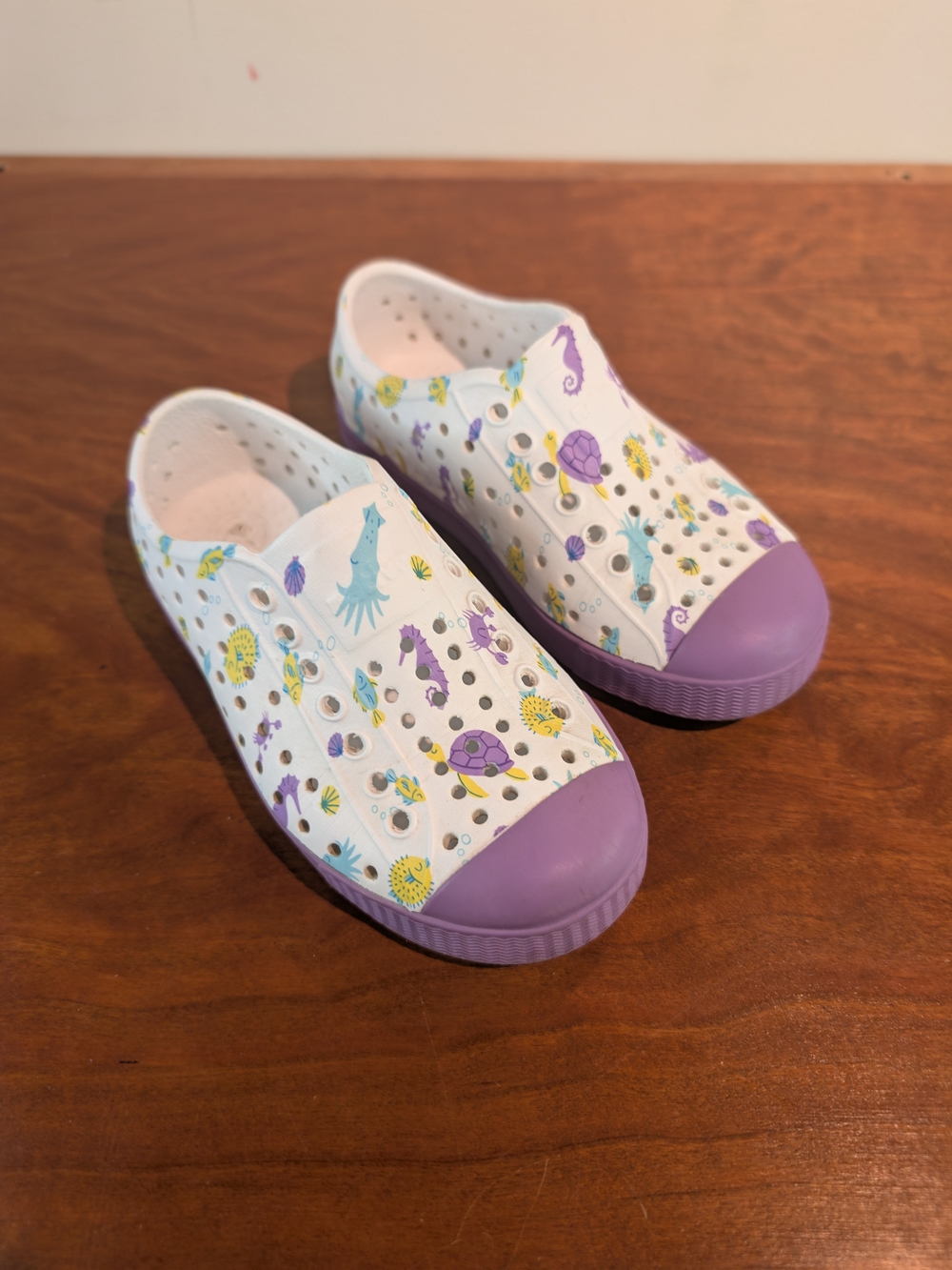 Native Kids White Purple Sea Life Slip On Shoe Turtle Sea Horse C9